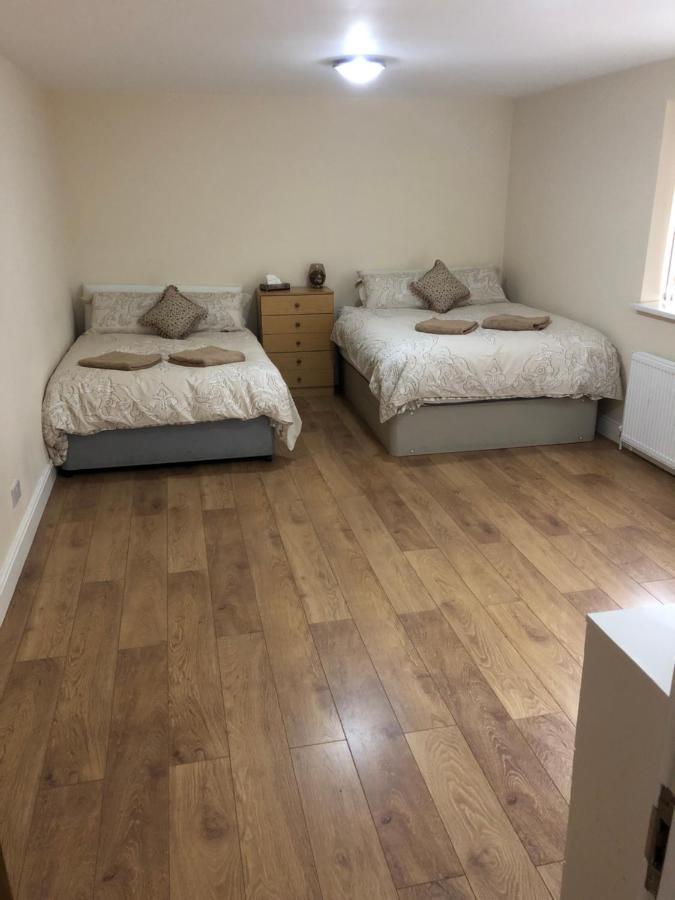 Big Room Rusholme With Tv And Private Bathroom-Parking&Wifi Manchester Eksteriør billede