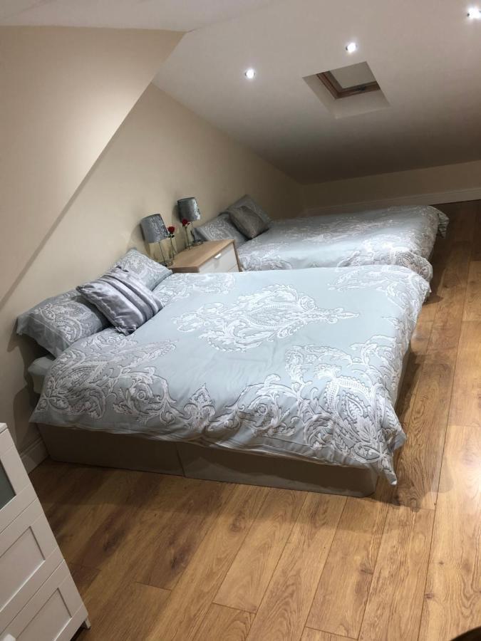 Big Room Rusholme With Tv And Private Bathroom-Parking&Wifi Manchester Eksteriør billede