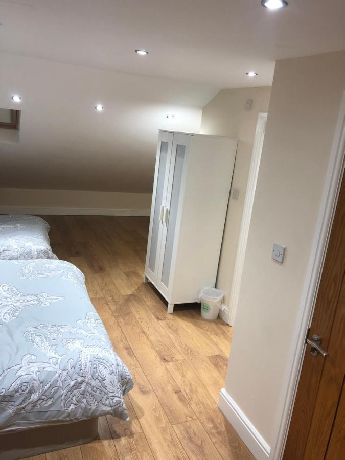 Big Room Rusholme With Tv And Private Bathroom-Parking&Wifi Manchester Eksteriør billede