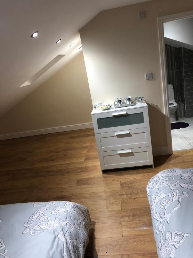 Big Room Rusholme With Tv And Private Bathroom-Parking&Wifi Manchester Eksteriør billede