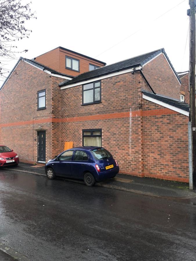 Big Room Rusholme With Tv And Private Bathroom-Parking&Wifi Manchester Eksteriør billede