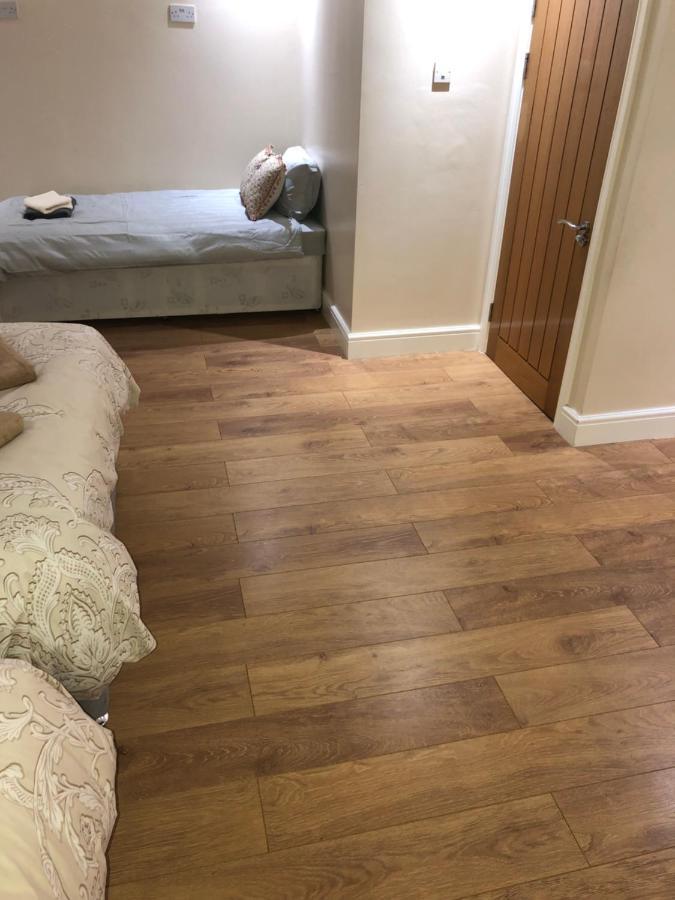 Big Room Rusholme With Tv And Private Bathroom-Parking&Wifi Manchester Eksteriør billede
