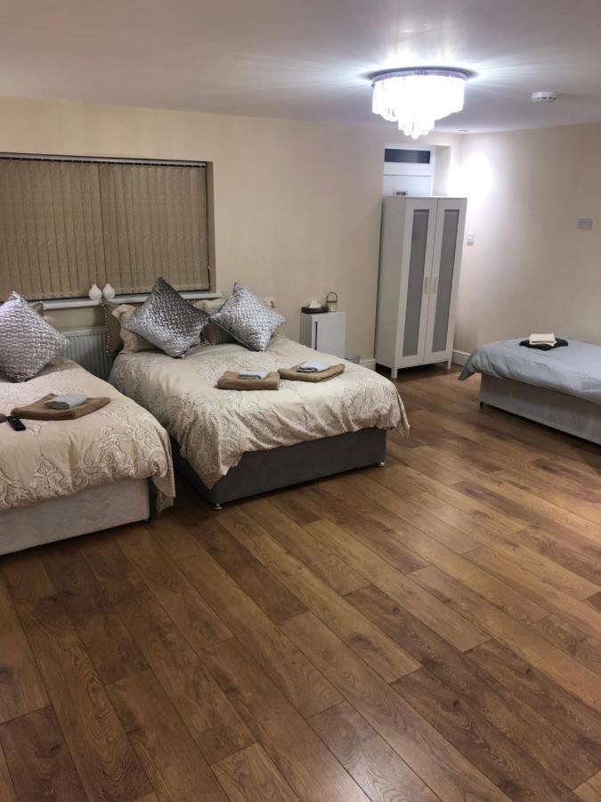 Big Room Rusholme With Tv And Private Bathroom-Parking&Wifi Manchester Eksteriør billede