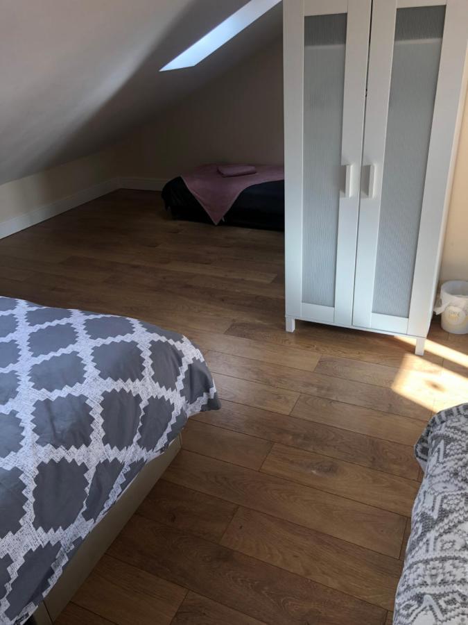 Big Room Rusholme With Tv And Private Bathroom-Parking&Wifi Manchester Eksteriør billede